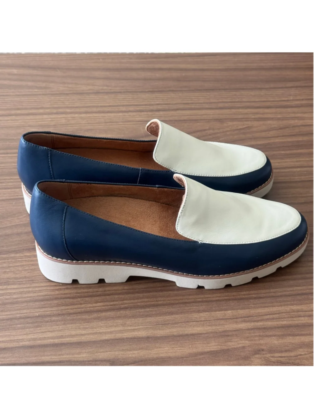 Vionic Kensley Navy & Cream Leather Platform Loafers Comfort Shoes Women’s 11